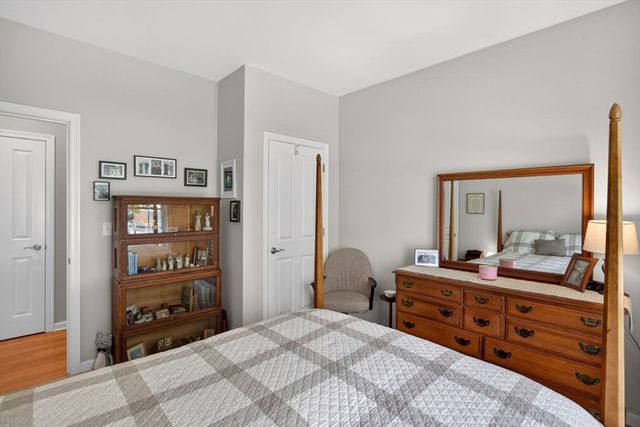 17 Valley Front, Plymouth, MA 02360