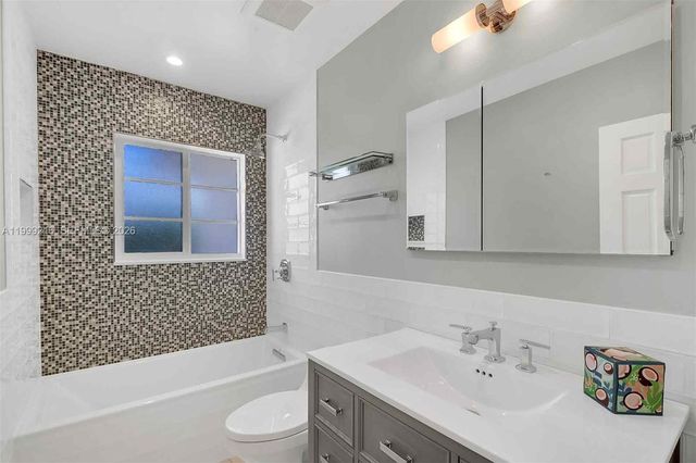 1160 NE 98th St 0, Miami Shores, FL 33138