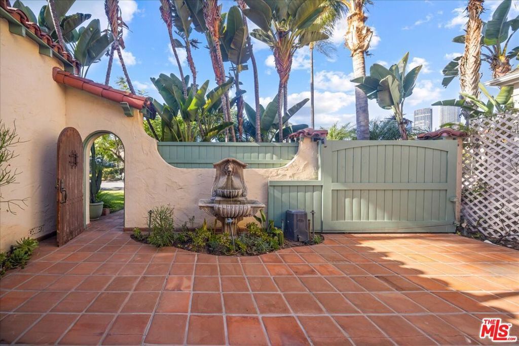 10388 Keswick Avenue, Los Angeles, CA 90064 — photo 3