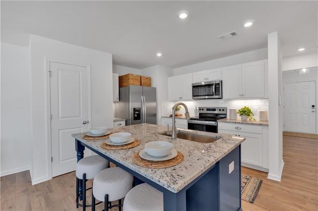 107 Village Green Drive 170, Adairsville, GA 30103