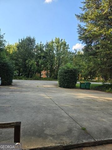 6310 Holcomb Way, Peachtree Corners, GA 30092