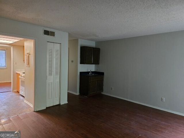 6310 Holcomb Way, Peachtree Corners, GA 30092