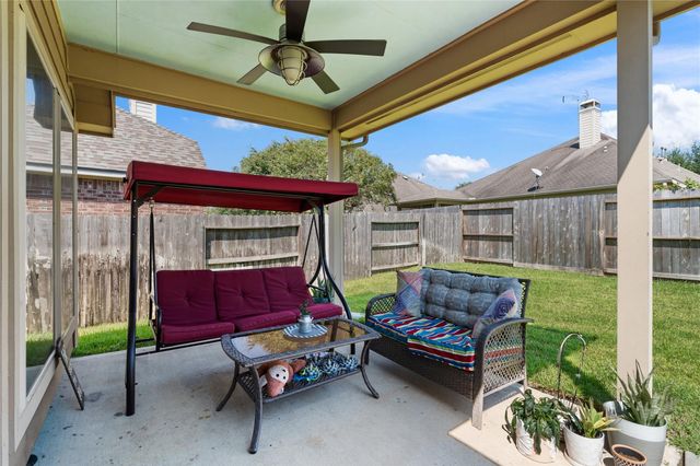 2609 Briar Rose Court, Pearland, TX 77584