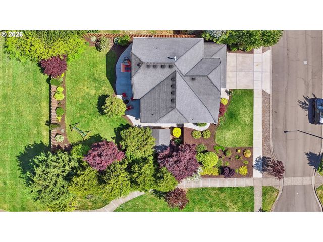 19358 RED HAWK Dr, Oregon City, OR 97045