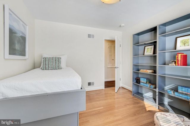 6920 MILLWOOD RD, Bethesda, MD 20817