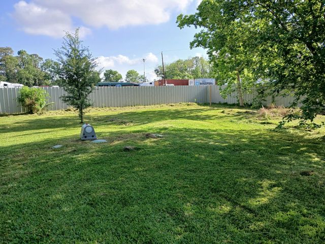 12715 Green River Drive, Houston, TX 77044