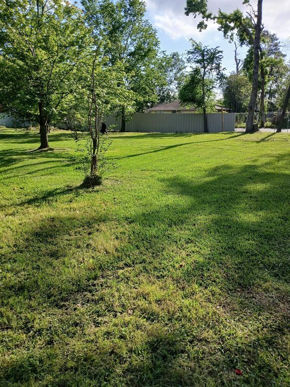 12715 Green River Drive, Houston, TX 77044
