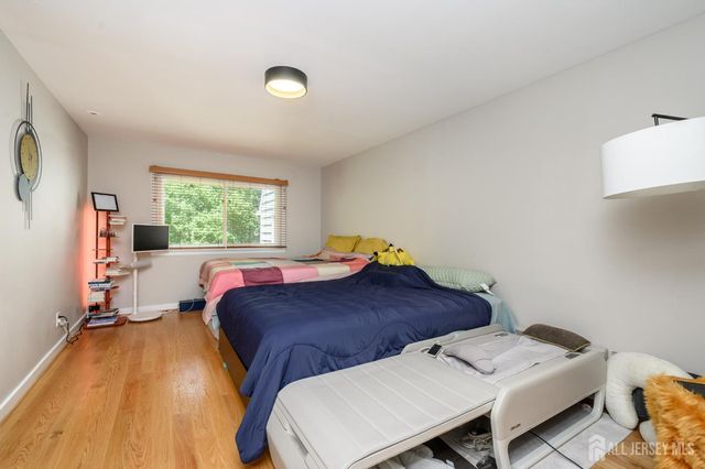 596 Keefe Road, Lawrence, NJ 08648