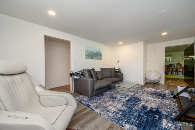 596 Keefe Road, Lawrence, NJ 08648