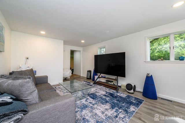 596 Keefe Road, Lawrence, NJ 08648