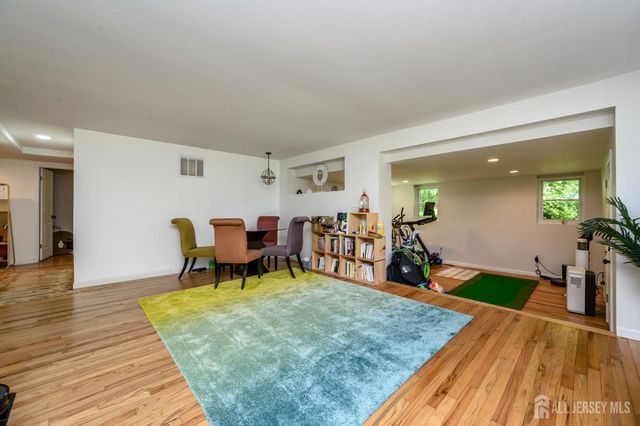 596 Keefe Road, Lawrence, NJ 08648