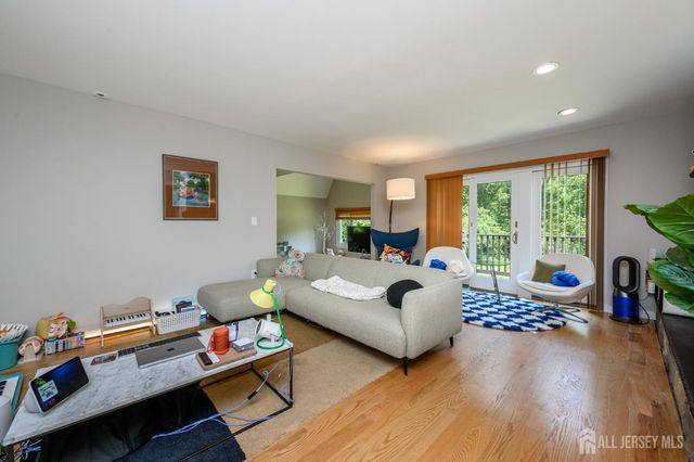 596 Keefe Road, Lawrence, NJ 08648