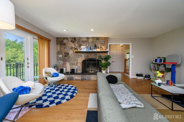 596 Keefe Road, Lawrence, NJ 08648