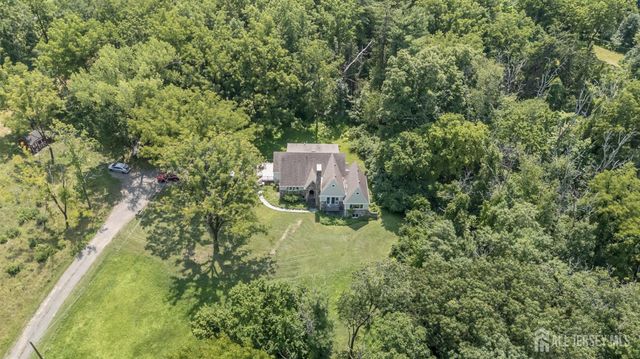 596 Keefe Road, Lawrence, NJ 08648