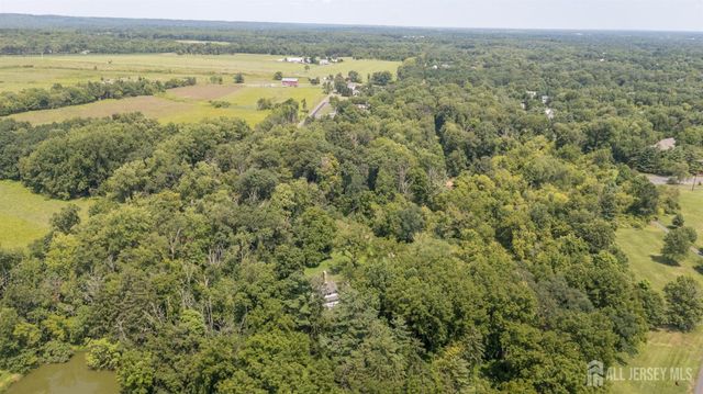 596 Keefe Road, Lawrence, NJ 08648