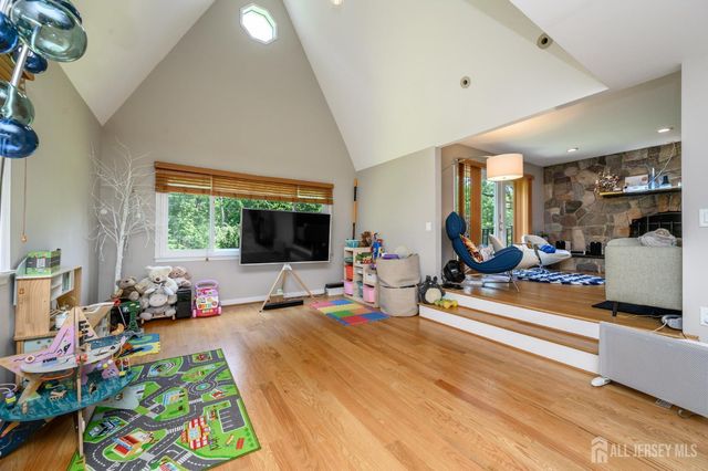 596 Keefe Road, Lawrence, NJ 08648