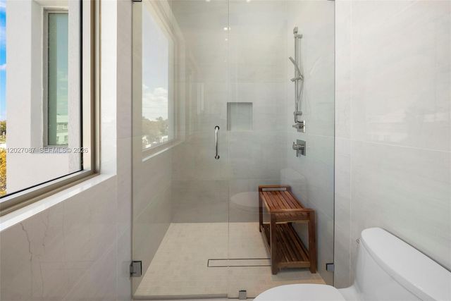 246 NE 6th Avenue 302, Delray Beach, FL 33483