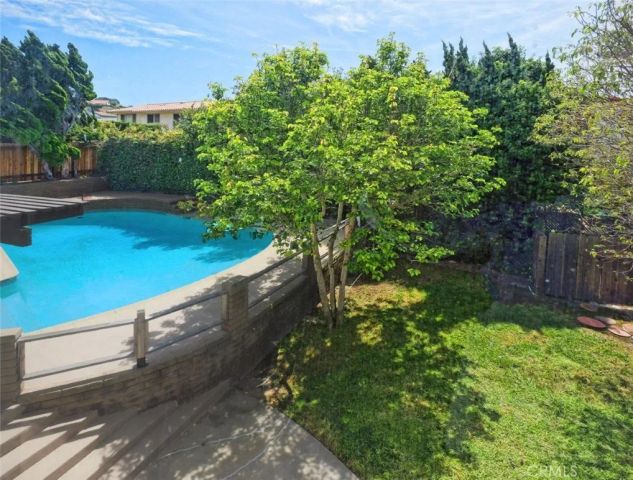 30435 Via Victoria, Rancho Palos Verdes, CA 90275