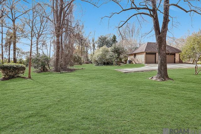 8041 Oak Hollow Dr, Baton Rouge, LA 70810