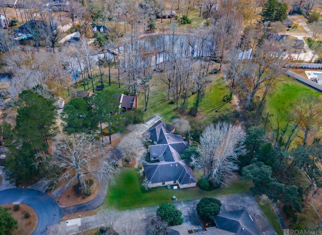 8041 Oak Hollow Dr, Baton Rouge, LA 70810