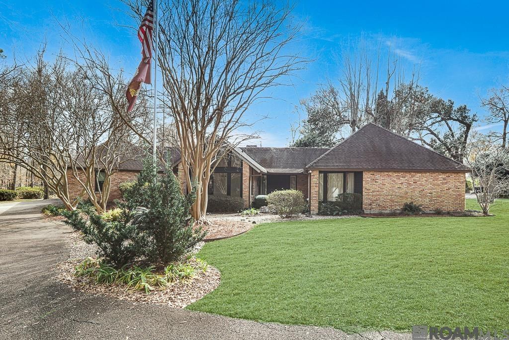 8041 Oak Hollow Dr, Baton Rouge, LA 70810