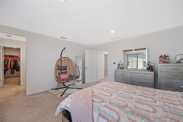 7648 Barebow Way, Sacramento, CA 95829