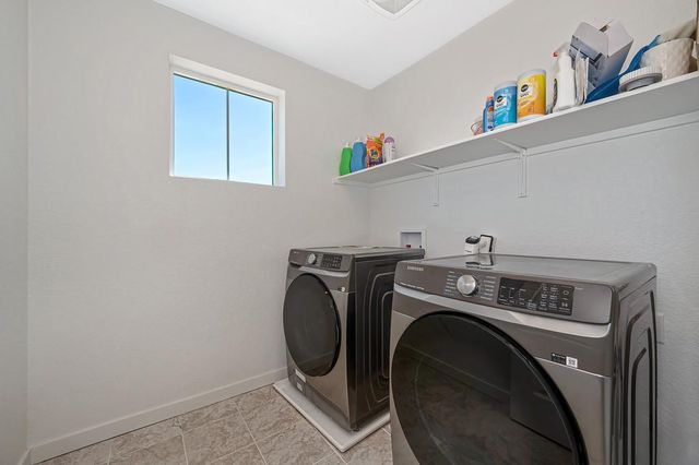 7648 Barebow Way, Sacramento, CA 95829