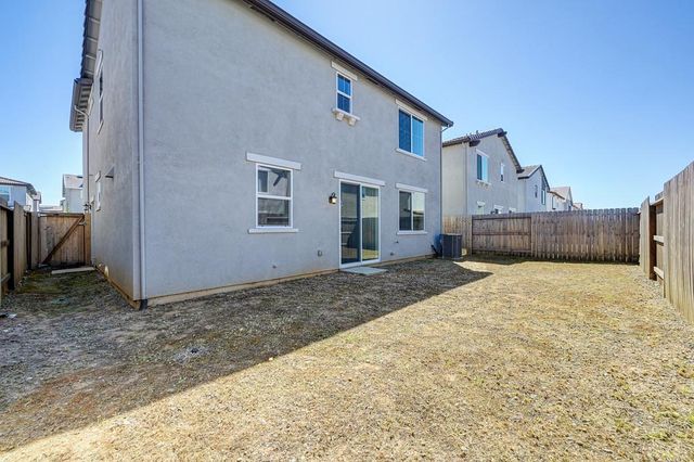 7648 Barebow Way, Sacramento, CA 95829