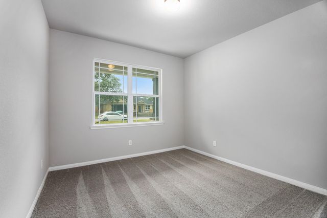 221 Inwood Drive, West Columbia, TX 77486