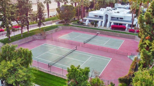 5301 E Waverly Drive 140, Palm Springs, CA 92264