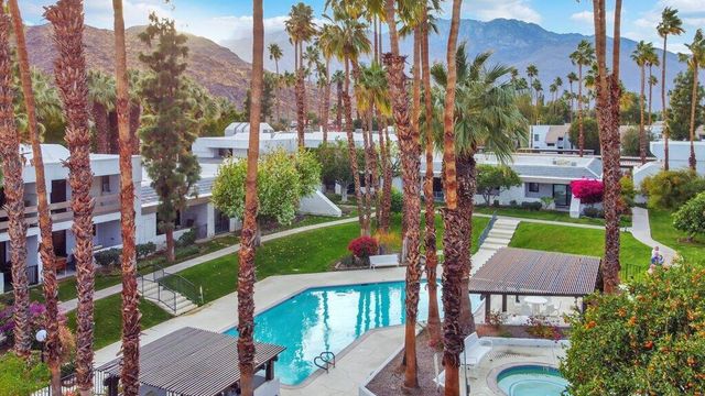 5301 E Waverly Drive 140, Palm Springs, CA 92264