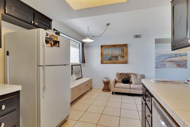 5301 E Waverly Drive 140, Palm Springs, CA 92264