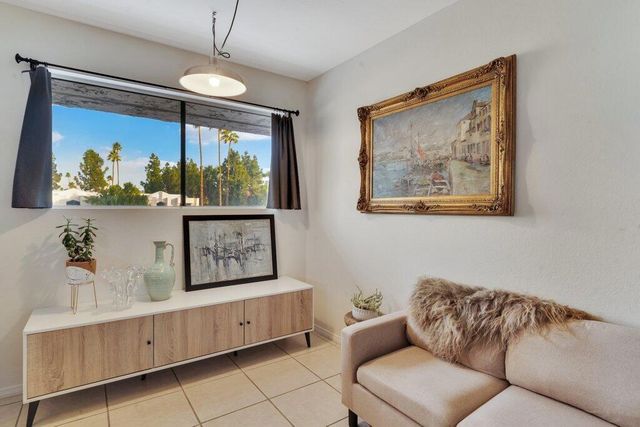 5301 E Waverly Drive 140, Palm Springs, CA 92264