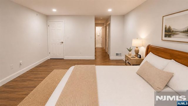 3112 Stowe Lane, Mahwah, NJ 07430