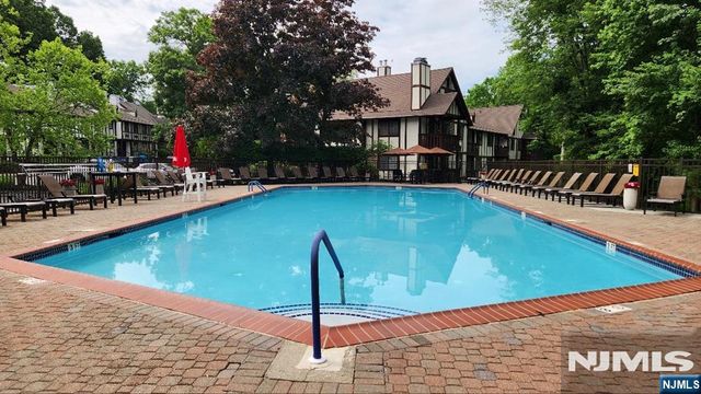 3112 Stowe Lane, Mahwah, NJ 07430