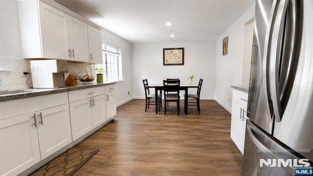 3112 Stowe Lane, Mahwah, NJ 07430