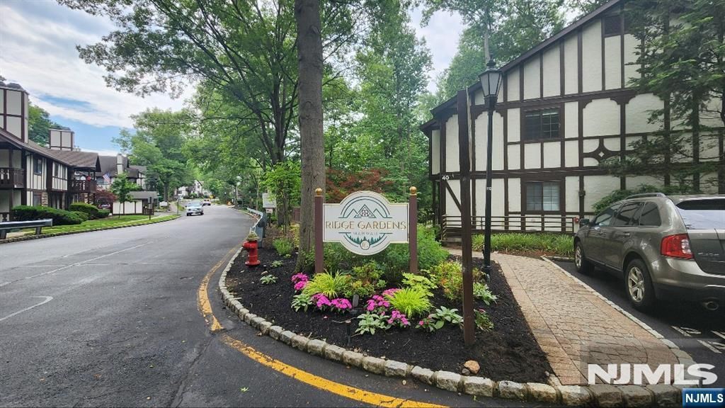 3112 Stowe Lane, Mahwah, NJ 07430