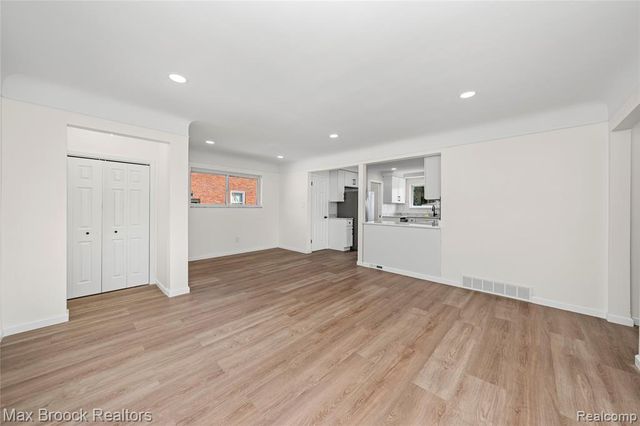 1544 Sheffield Road, Birmingham, MI 48009