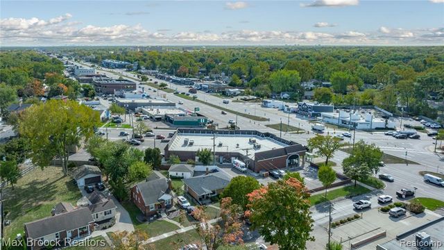 1544 Sheffield Road, Birmingham, MI 48009