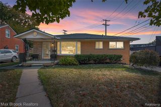 1544 Sheffield Road, Birmingham, MI 48009
