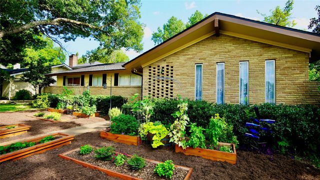 9908 Greenfield Drive, Dallas, TX 75238