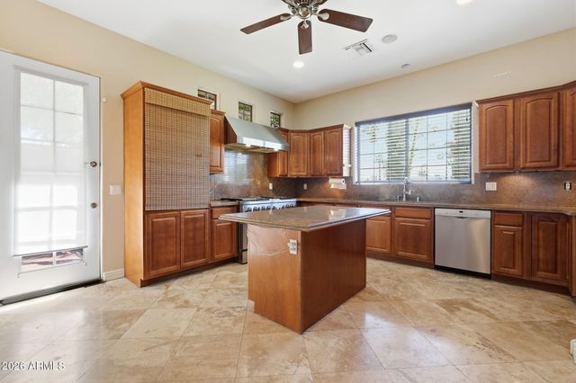 2634 N 52ND Street, Phoenix, AZ 85008