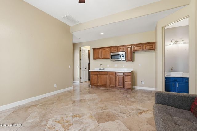 2634 N 52ND Street, Phoenix, AZ 85008