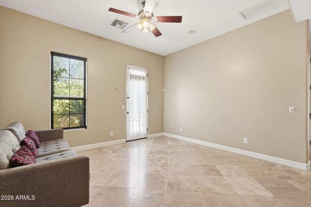 2634 N 52ND Street, Phoenix, AZ 85008