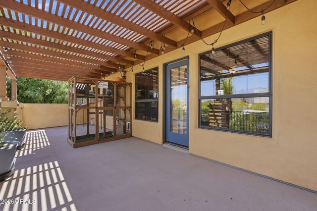 2634 N 52ND Street, Phoenix, AZ 85008