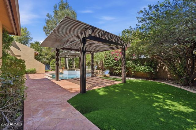 2634 N 52ND Street, Phoenix, AZ 85008