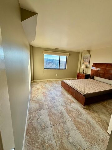 30 Revere Beach Pkwy 711, Medford, MA 02155