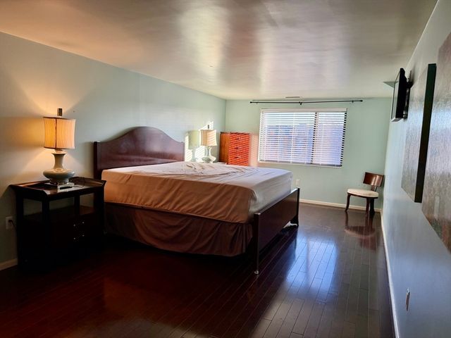 30 Revere Beach Pkwy 711, Medford, MA 02155