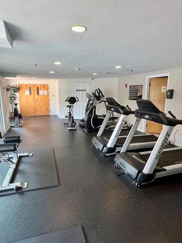 30 Revere Beach Pkwy 711, Medford, MA 02155