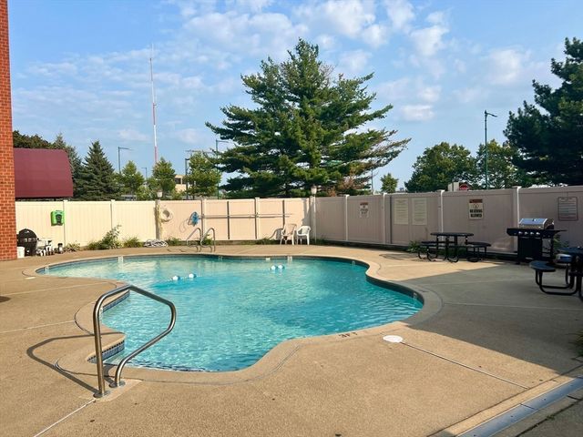 30 Revere Beach Pkwy 711, Medford, MA 02155